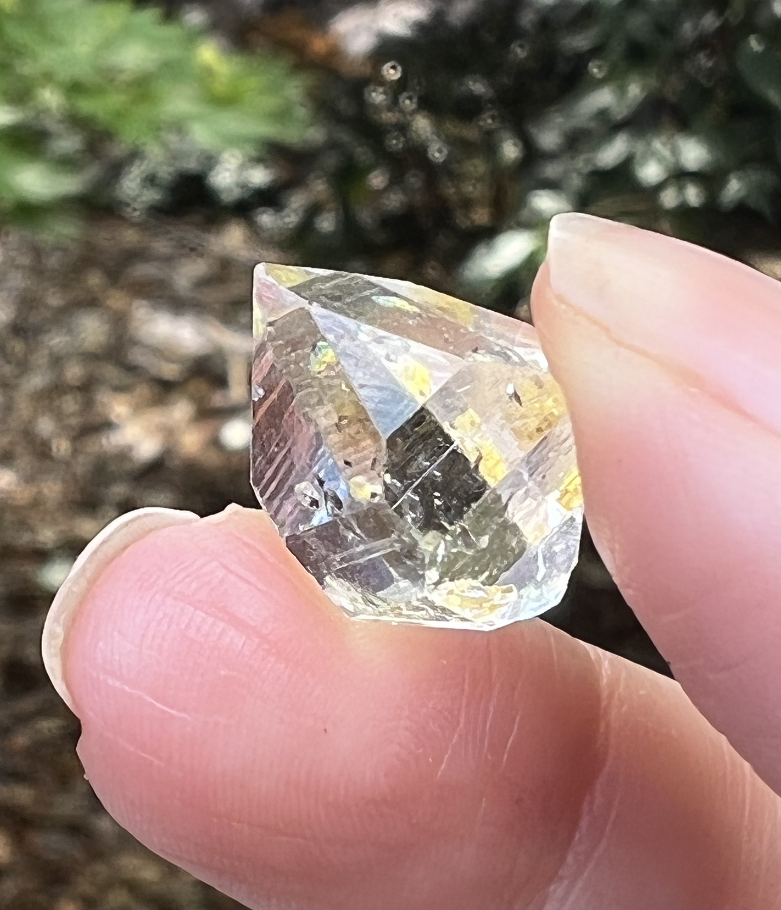 PETROLEUM QUARTZ