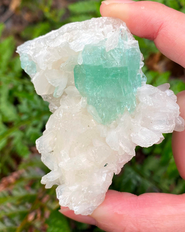 GREEN APOPHYLLITE